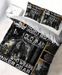 Firefighter Never Underestimate An Old Man Who Wears Bunker Gear Quilt Bedding Set