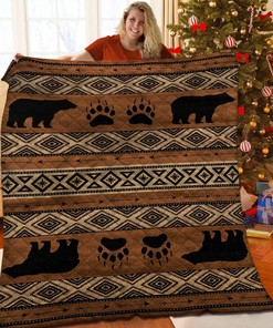 Add Your Personal Touch to Bear Quilt Bedding Set - Ideal for Home Decoration and Picnics with Family